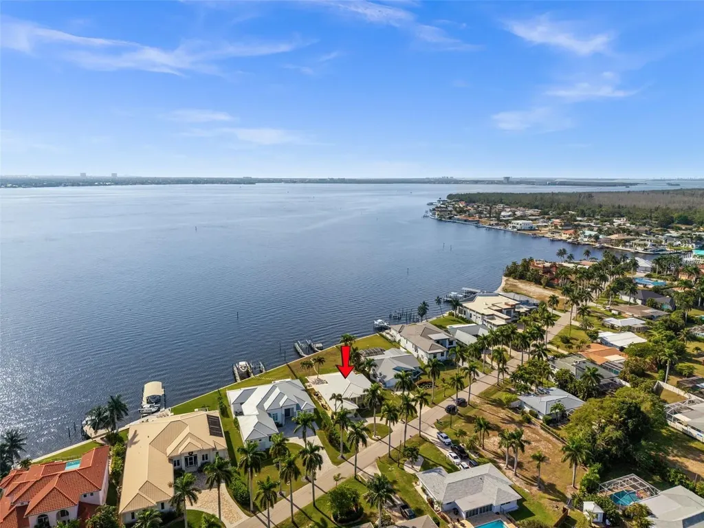264 Bayshore Drive Cape Coral FL 33904