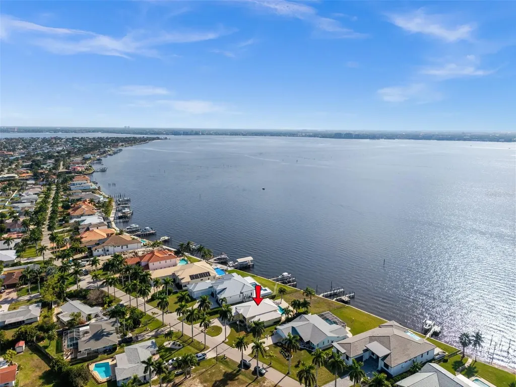 264 Bayshore Drive Cape Coral FL 33904