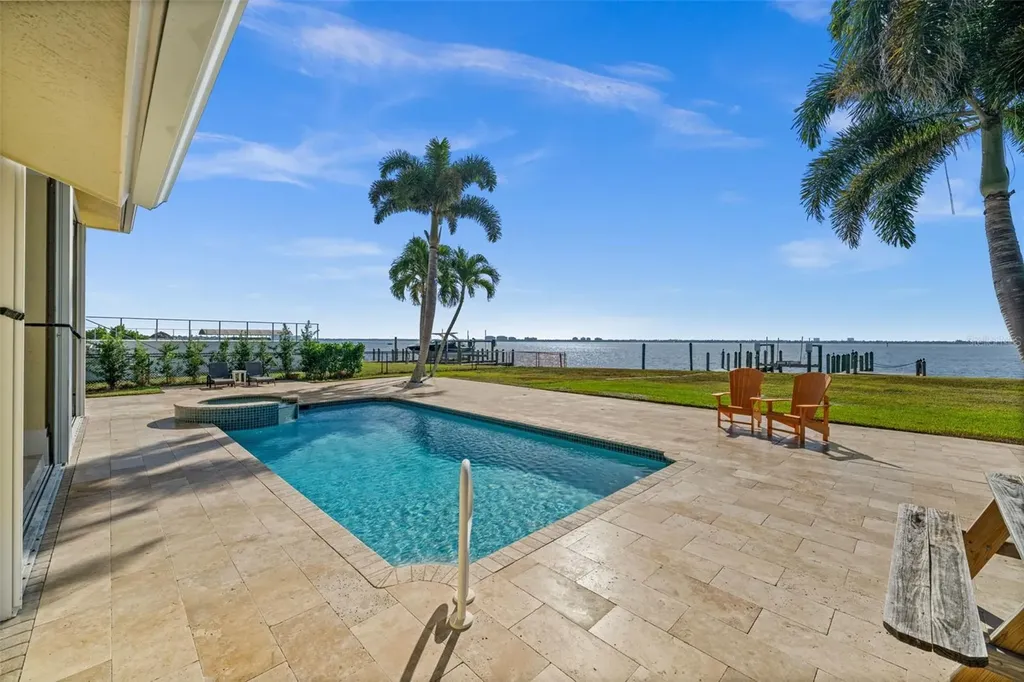 264 Bayshore Drive Cape Coral FL 33904