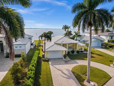 264 Bayshore Drive Cape Coral FL 33904