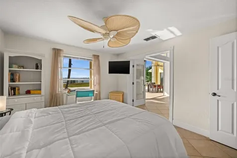 264 Bayshore Drive Cape Coral FL 33904