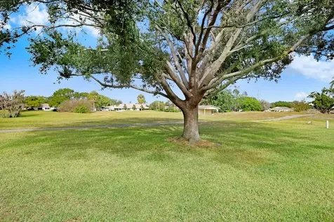 2608 Newcomb Court Sun City Center FL 33573