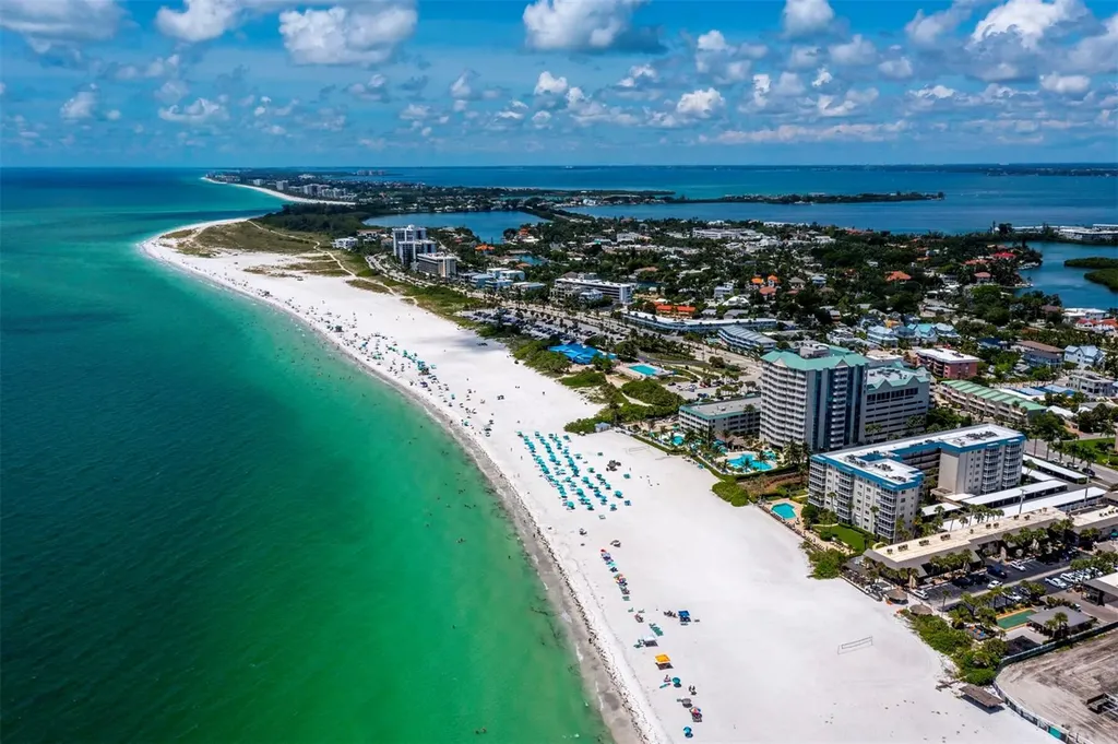 800 S Blvd Of The Presidents Sarasota FL 34236