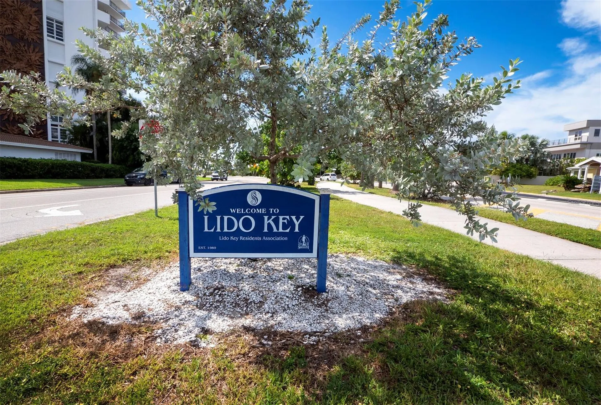 800 S Blvd Of The Presidents Sarasota FL 34236