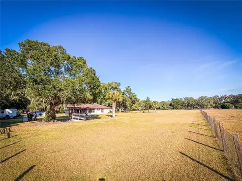 1199 Cr 542g Bushnell FL 33513