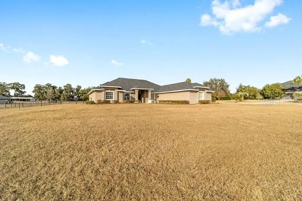 3305 NE 106th Street Anthony FL 32617