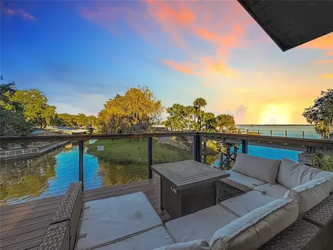 609 Homer Street Tavares FL 32778