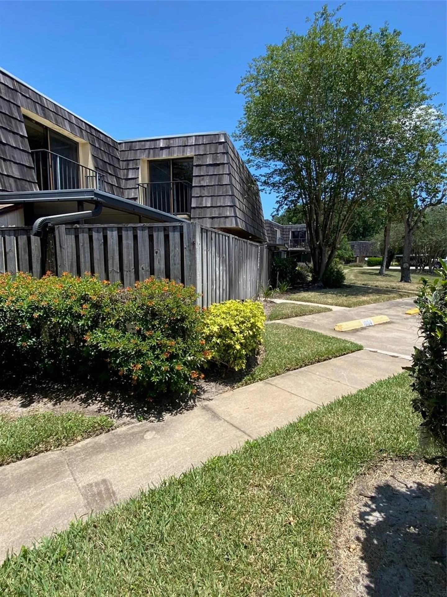1004 Royal Oak Boulevard Leesburg FL 34748