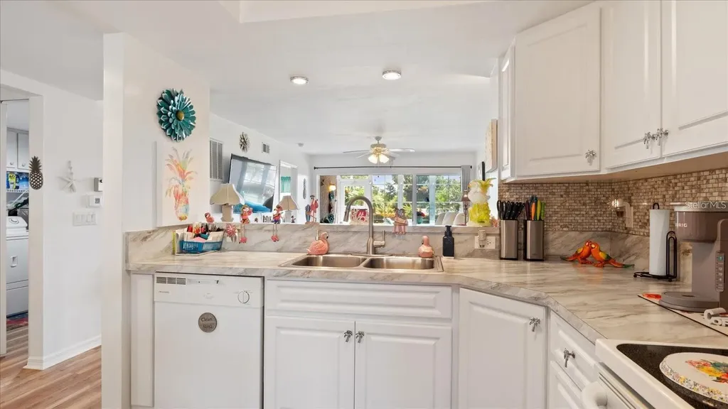 11644 SW Egret Circle Lake Suzy FL 34269