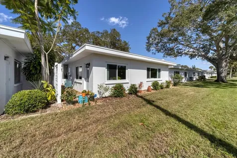3806 Roxane Boulevard Sarasota FL 34235