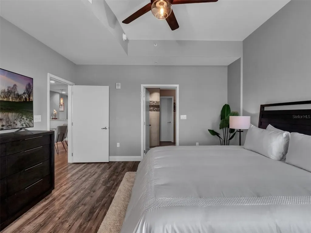 525 E Jackson Street Orlando FL 32801