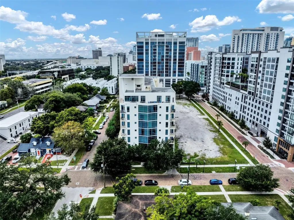 525 E Jackson Street Orlando FL 32801
