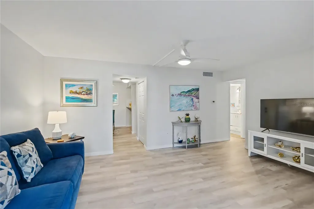 6157 Midnight Pass Road Sarasota FL 34242
