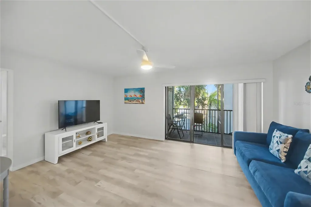 6157 Midnight Pass Road Sarasota FL 34242