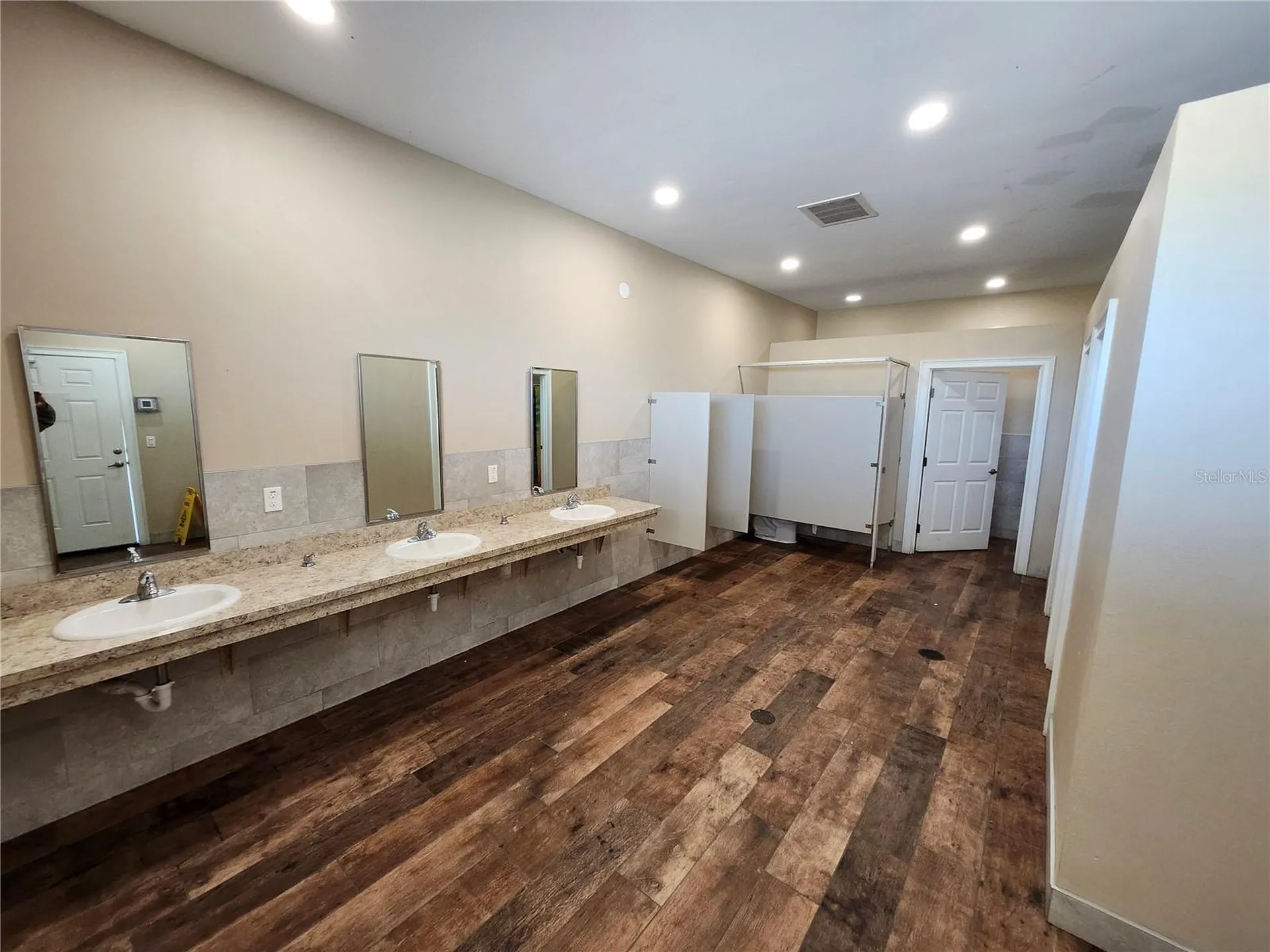 0 Cr-630 E Lake Wales FL 33898