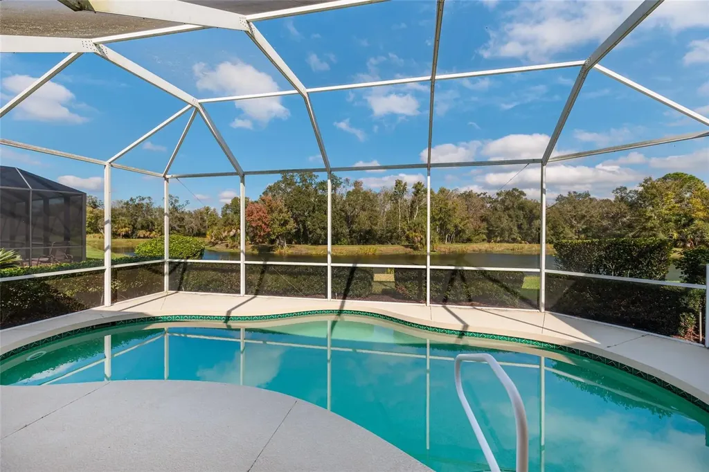 4560 Legacy Court Sarasota FL 34241