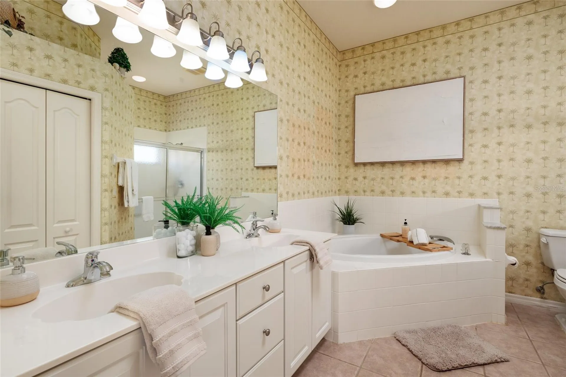 4560 Legacy Court Sarasota FL 34241