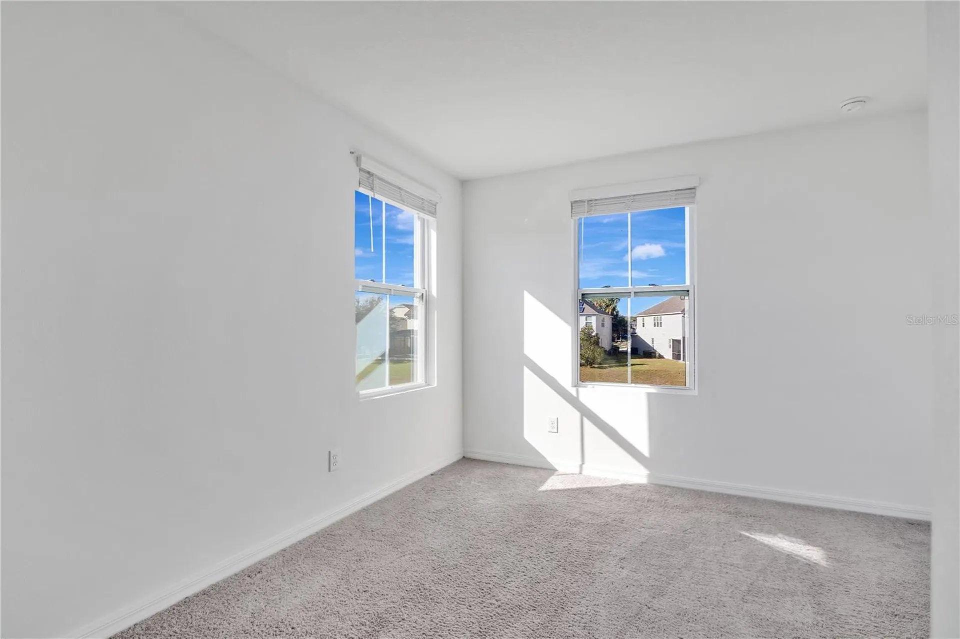 1484 Discovery Street Davenport FL 33896
