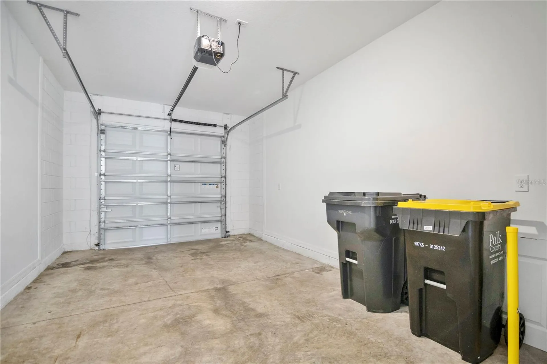 1484 Discovery Street Davenport FL 33896