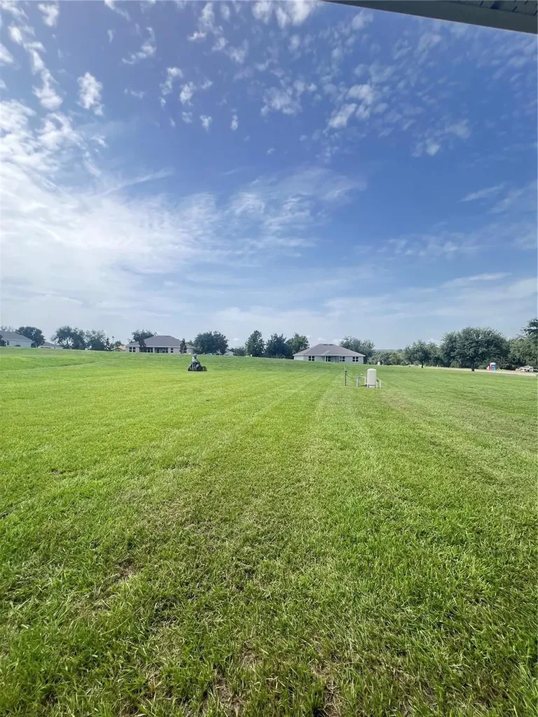 37266 Hidden View Circle Dade City FL 33523