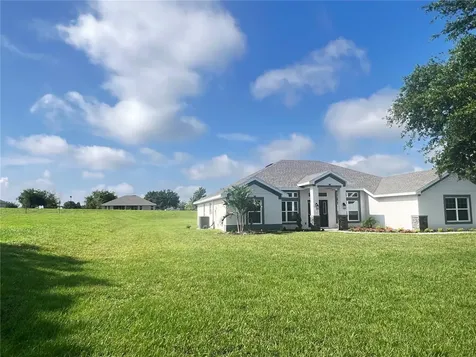 37266 Hidden View Circle Dade City FL 33523