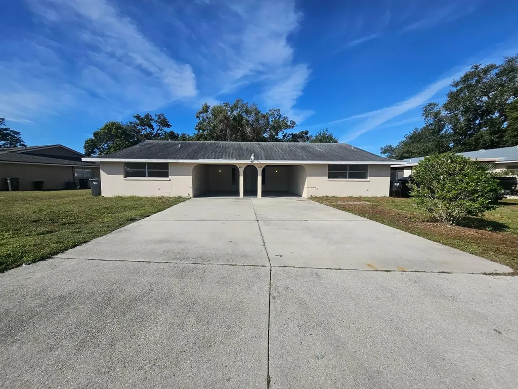 4208 8th Street Court E Bradenton FL 34208
