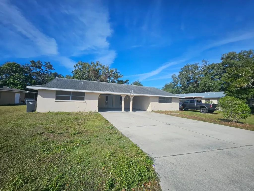 4208 8th Street Court E Bradenton FL 34208