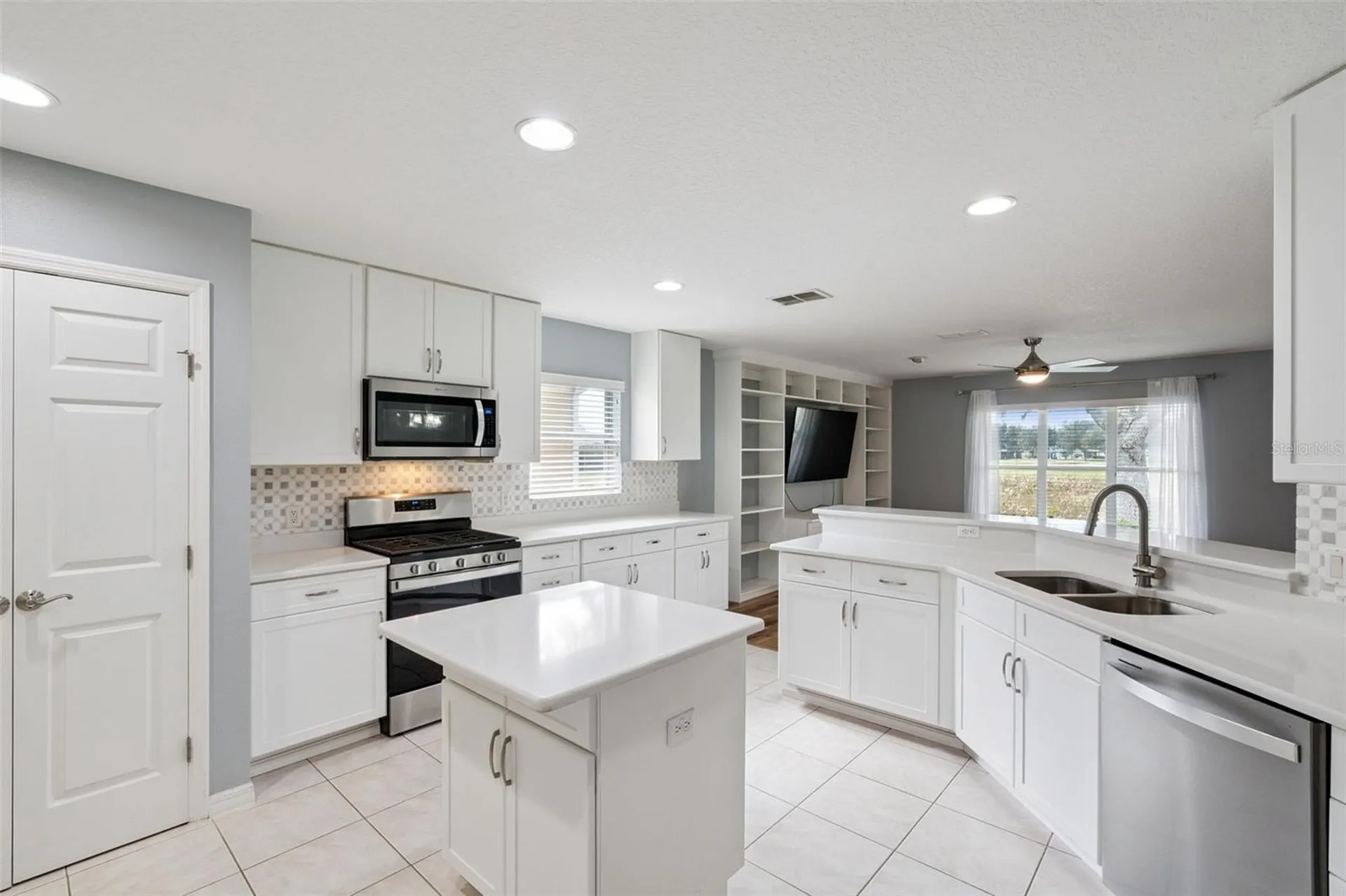26821 Augusta Springs Circle Leesburg FL 34748