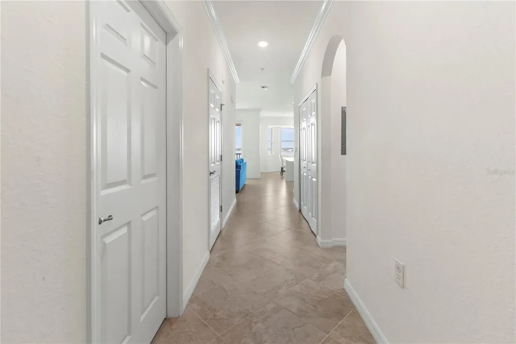 1030 Tidewater Shores Loop Bradenton FL 34208