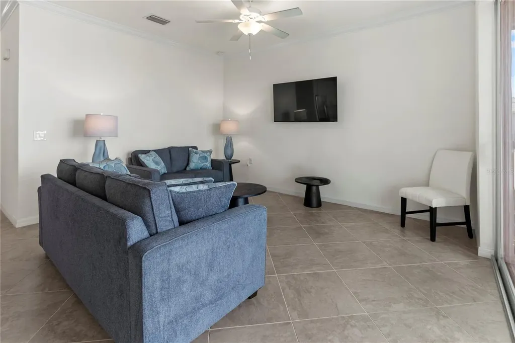 1030 Tidewater Shores Loop Bradenton FL 34208