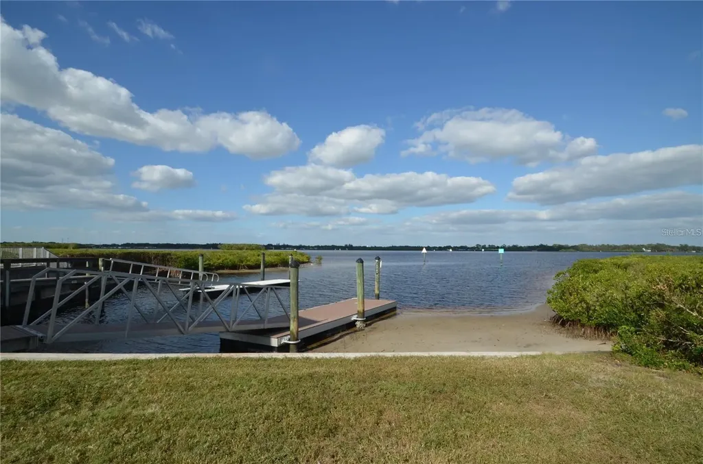 1030 Tidewater Shores Loop Bradenton FL 34208