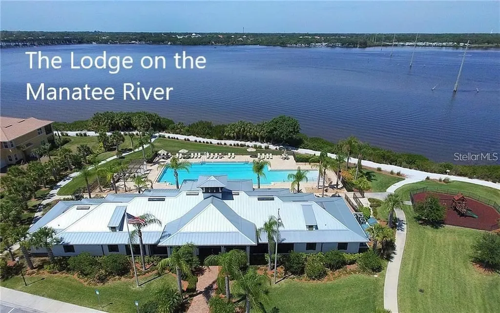 1030 Tidewater Shores Loop Bradenton FL 34208