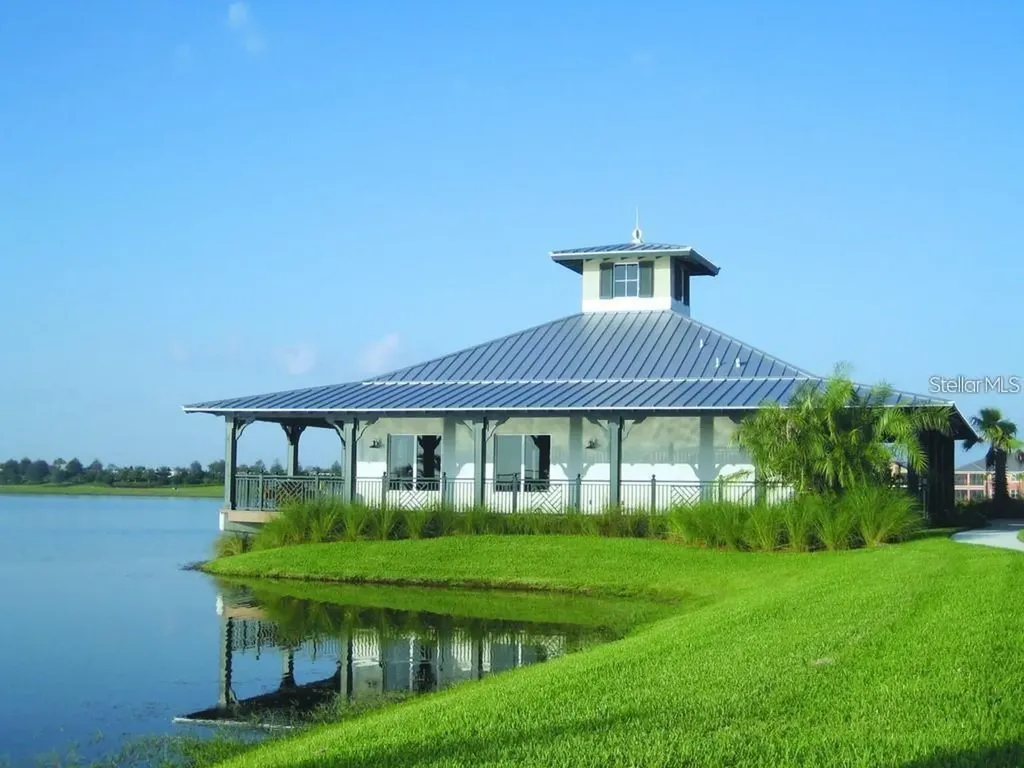 1030 Tidewater Shores Loop Bradenton FL 34208