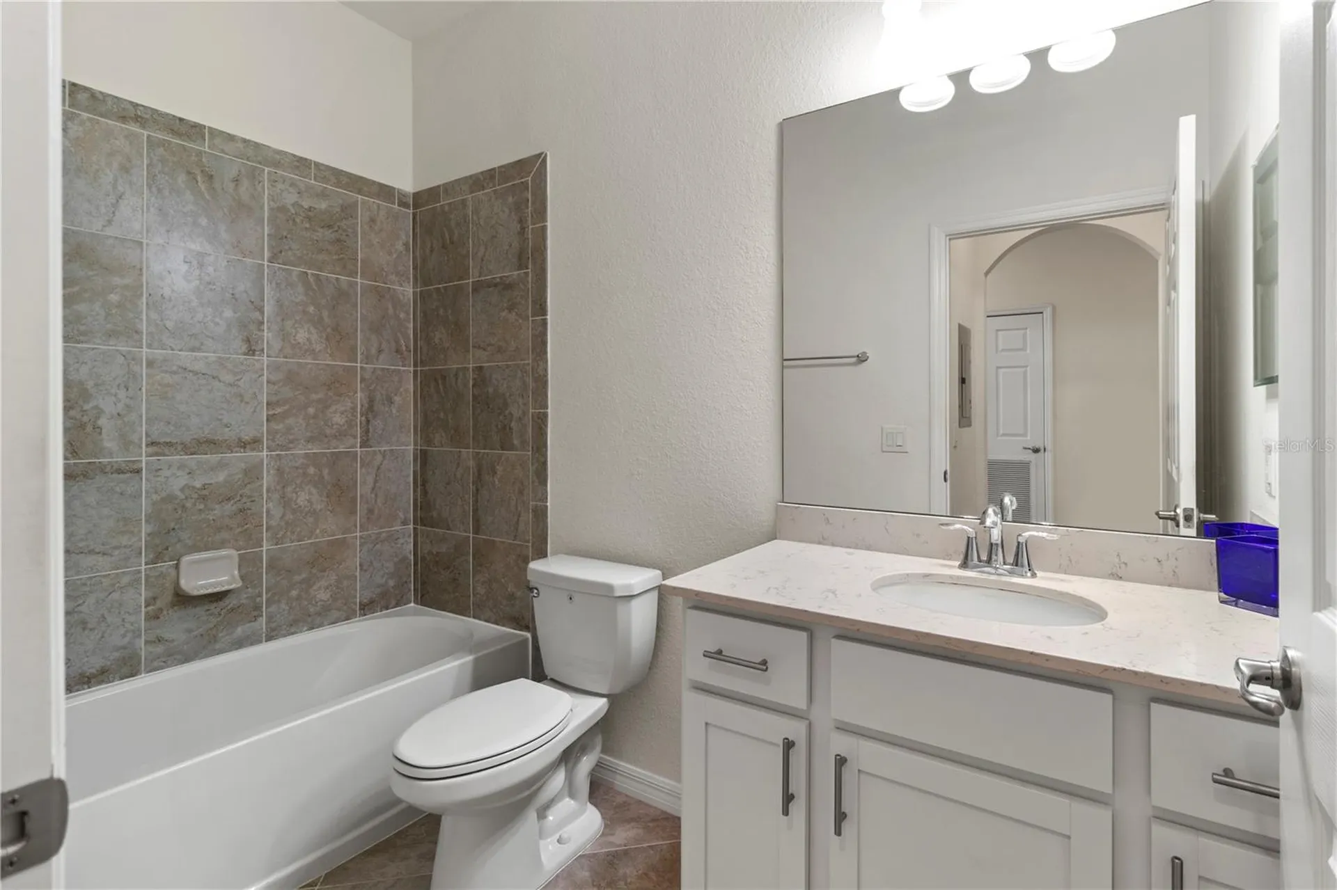 1030 Tidewater Shores Loop Bradenton FL 34208