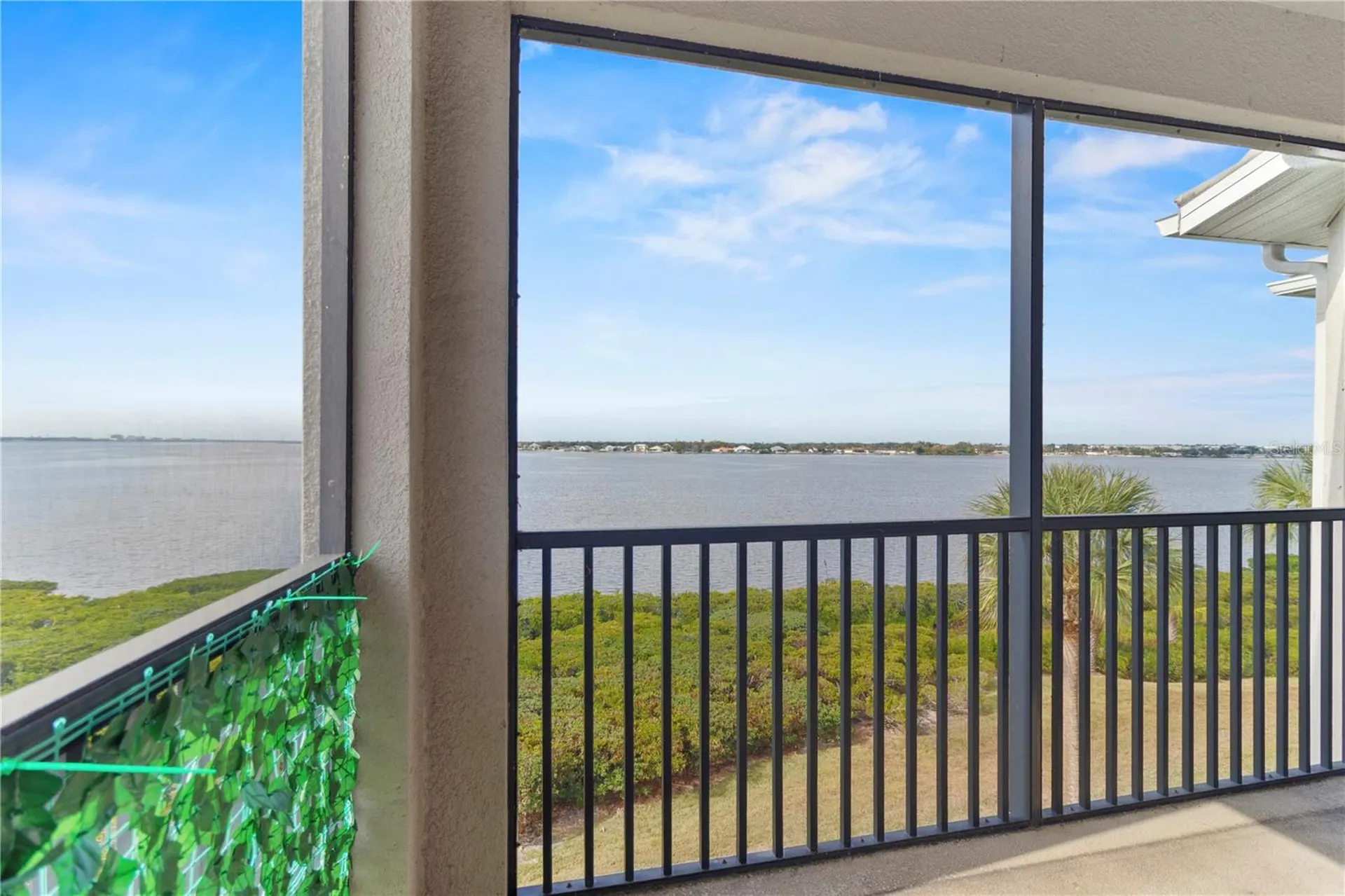 1030 Tidewater Shores Loop Bradenton FL 34208