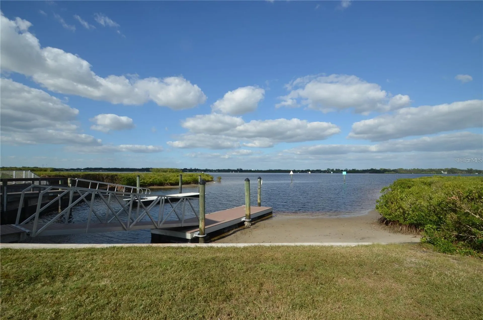 1030 Tidewater Shores Loop Bradenton FL 34208