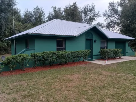 16050 SE 27th Place Road Ocklawaha FL 32179