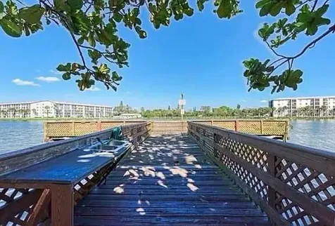 4242 Heron Way Bradenton FL 34205