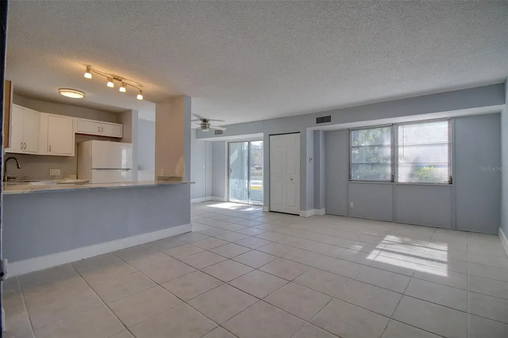 3315 58th Avenue S St Petersburg FL 33712