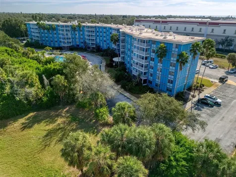 3315 58th Avenue S St Petersburg FL 33712