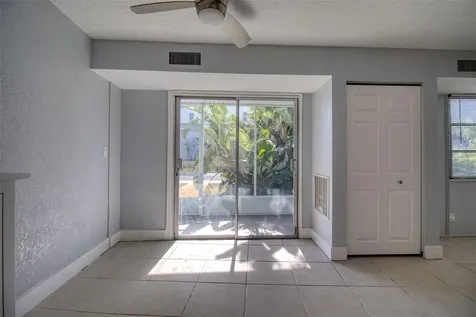 3315 58th Avenue S St Petersburg FL 33712