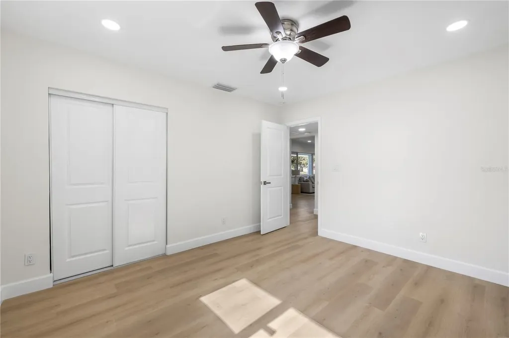 6850 7th Street S St Petersburg FL 33705
