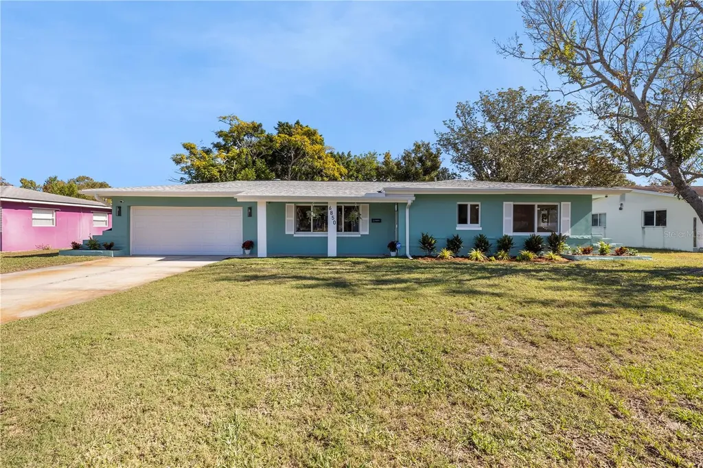 6850 7th Street S St Petersburg FL 33705
