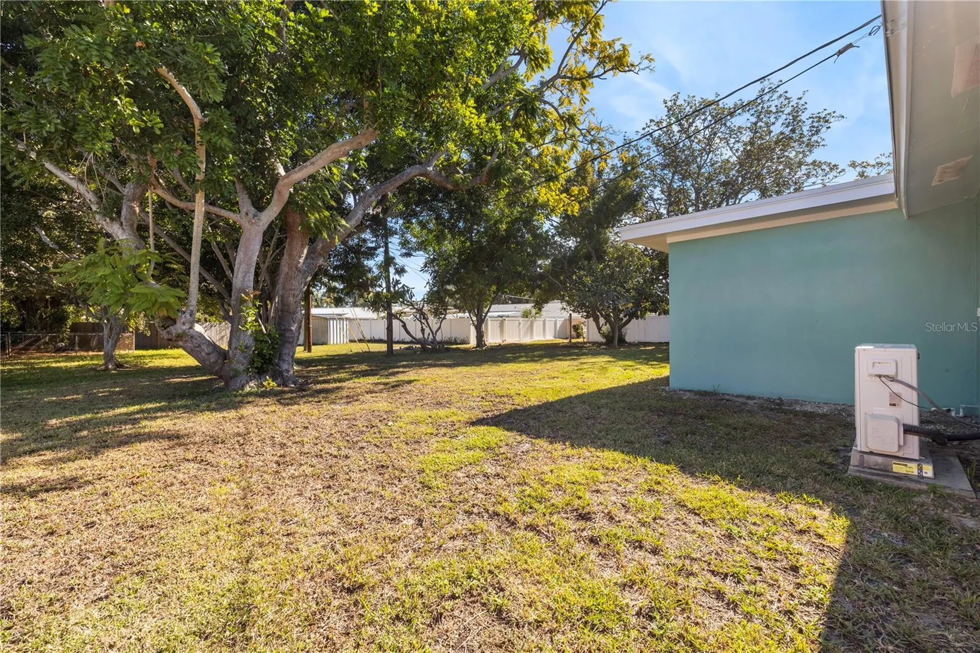 6850 7th Street S St Petersburg FL 33705