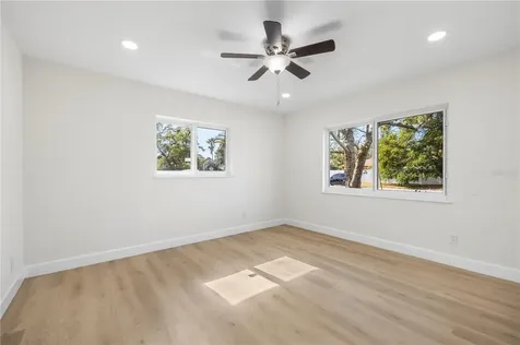 6850 7th Street S St Petersburg FL 33705