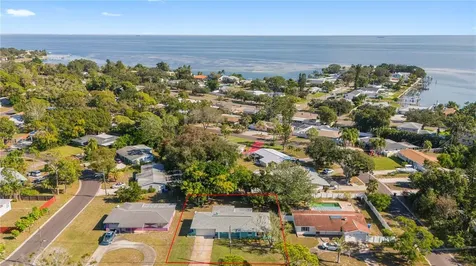 6850 7th Street S St Petersburg FL 33705