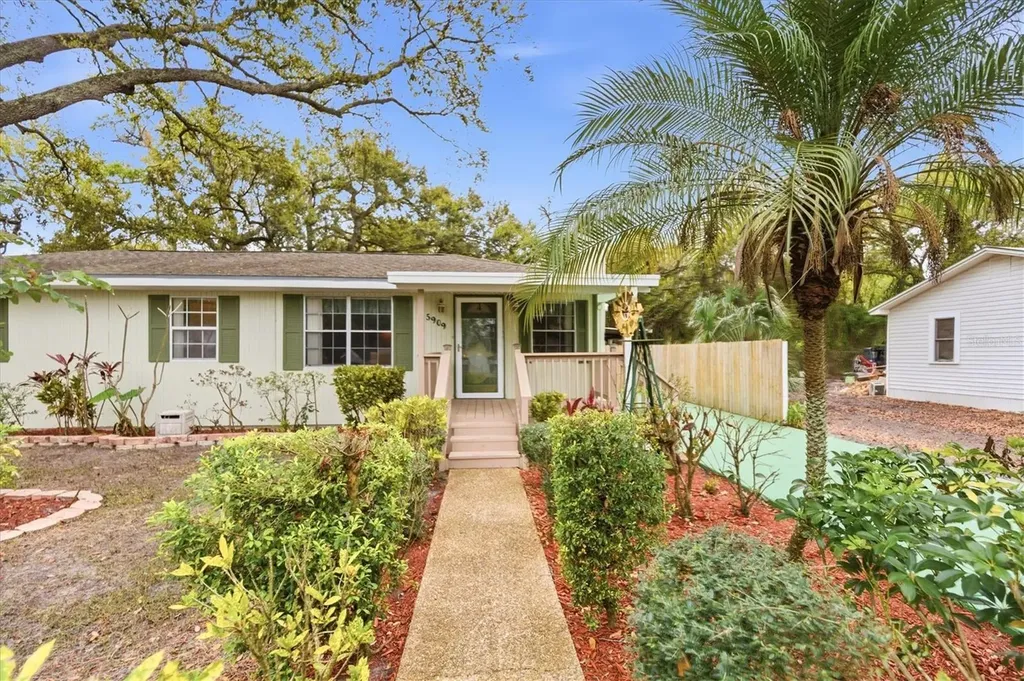 5909 8th Avenue S Tampa FL 33619