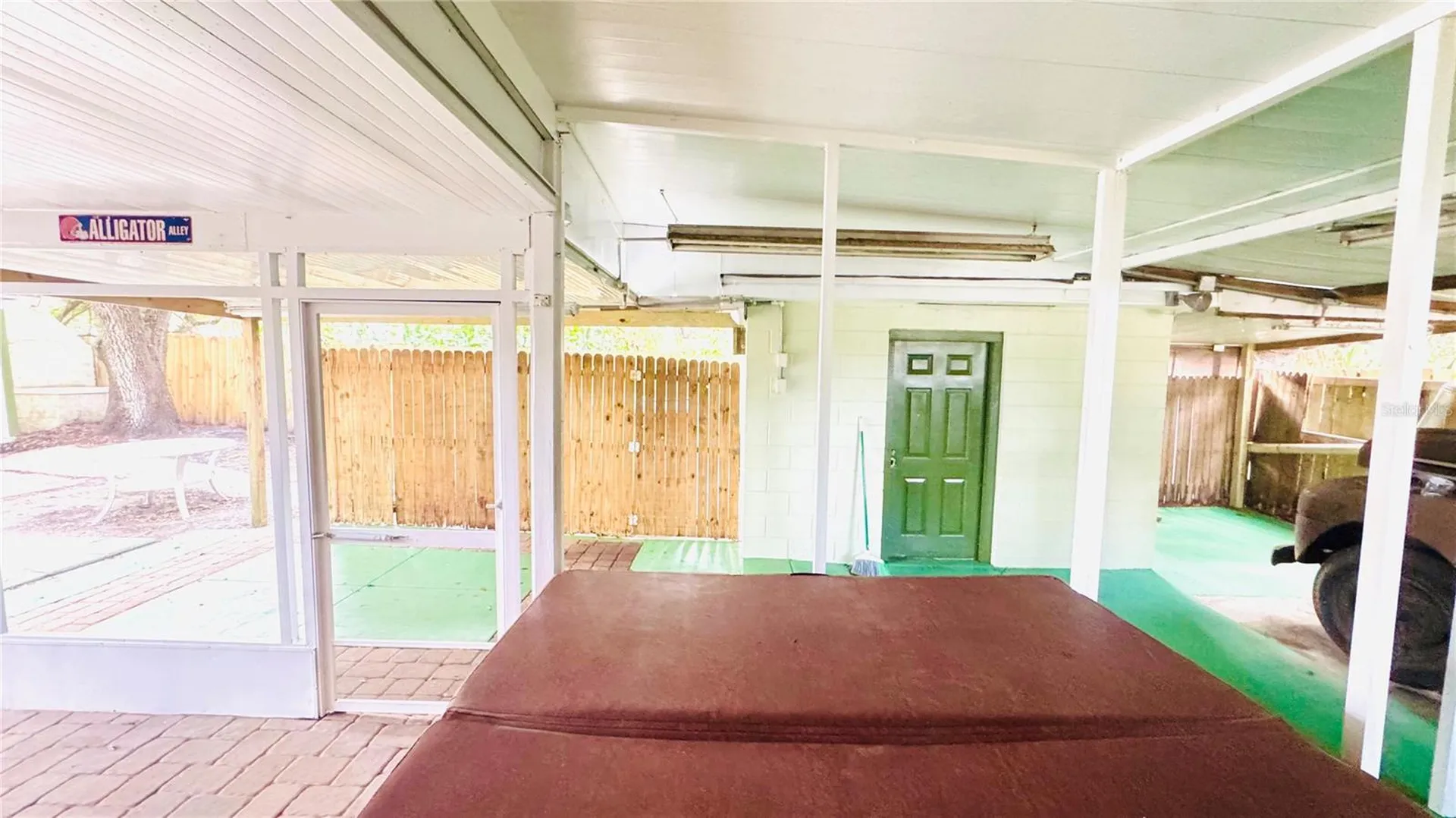 5909 8th Avenue S Tampa FL 33619