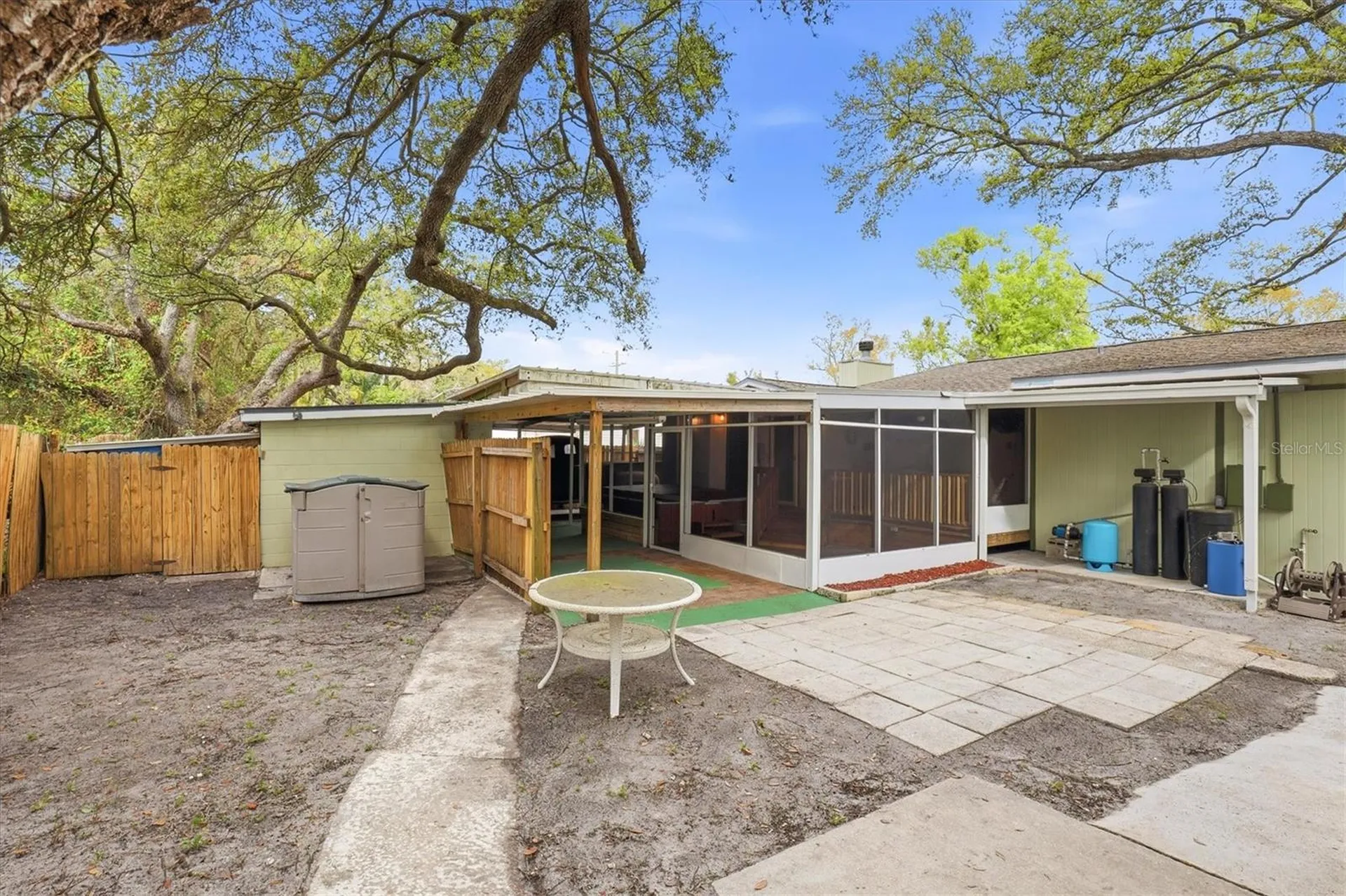 5909 8th Avenue S Tampa FL 33619