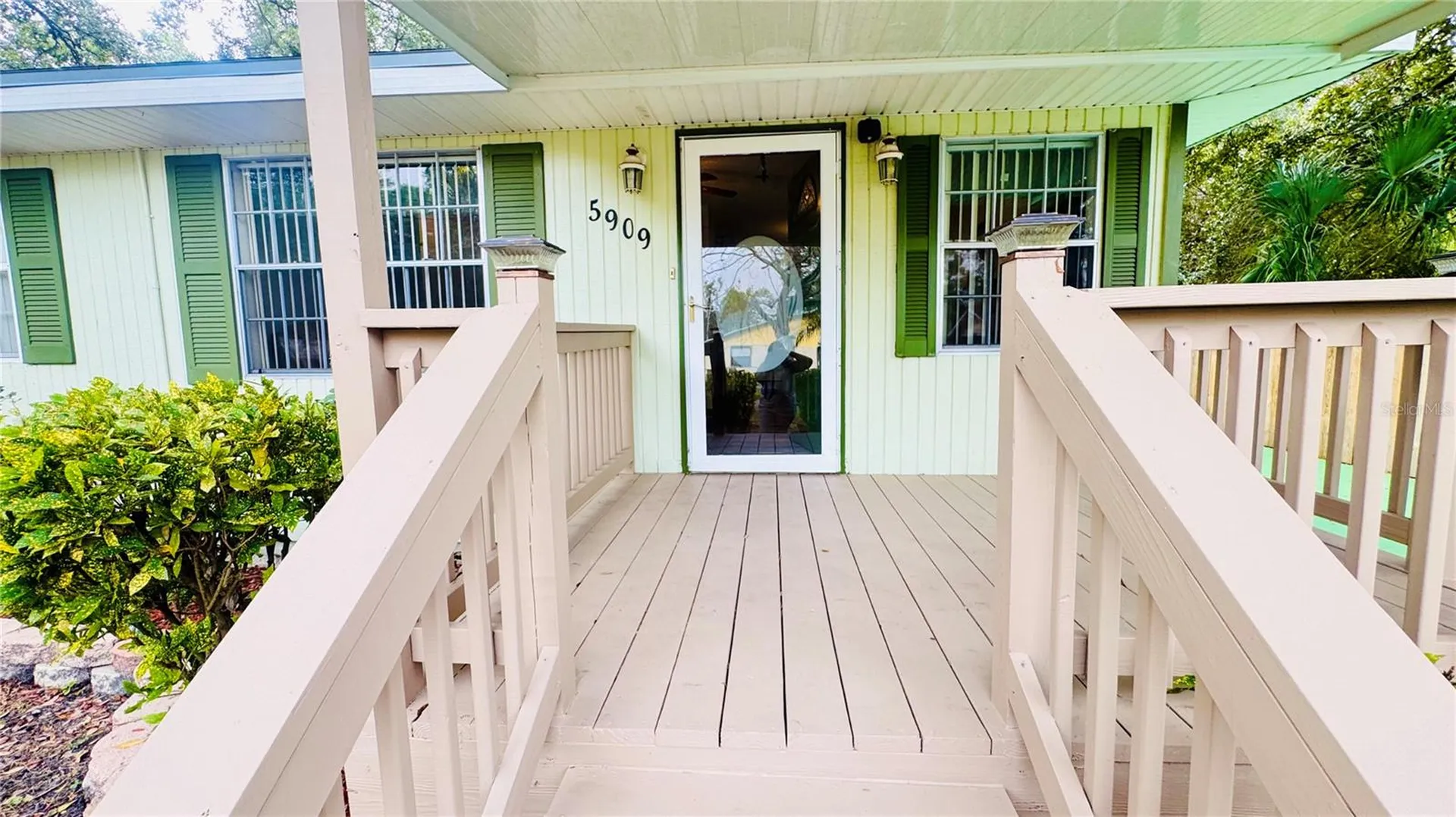 5909 8th Avenue S Tampa FL 33619
